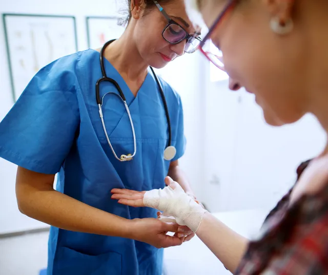 Understanding the Role of a Wound Doctor Specialist Expertise, Treatments, and Patient Care