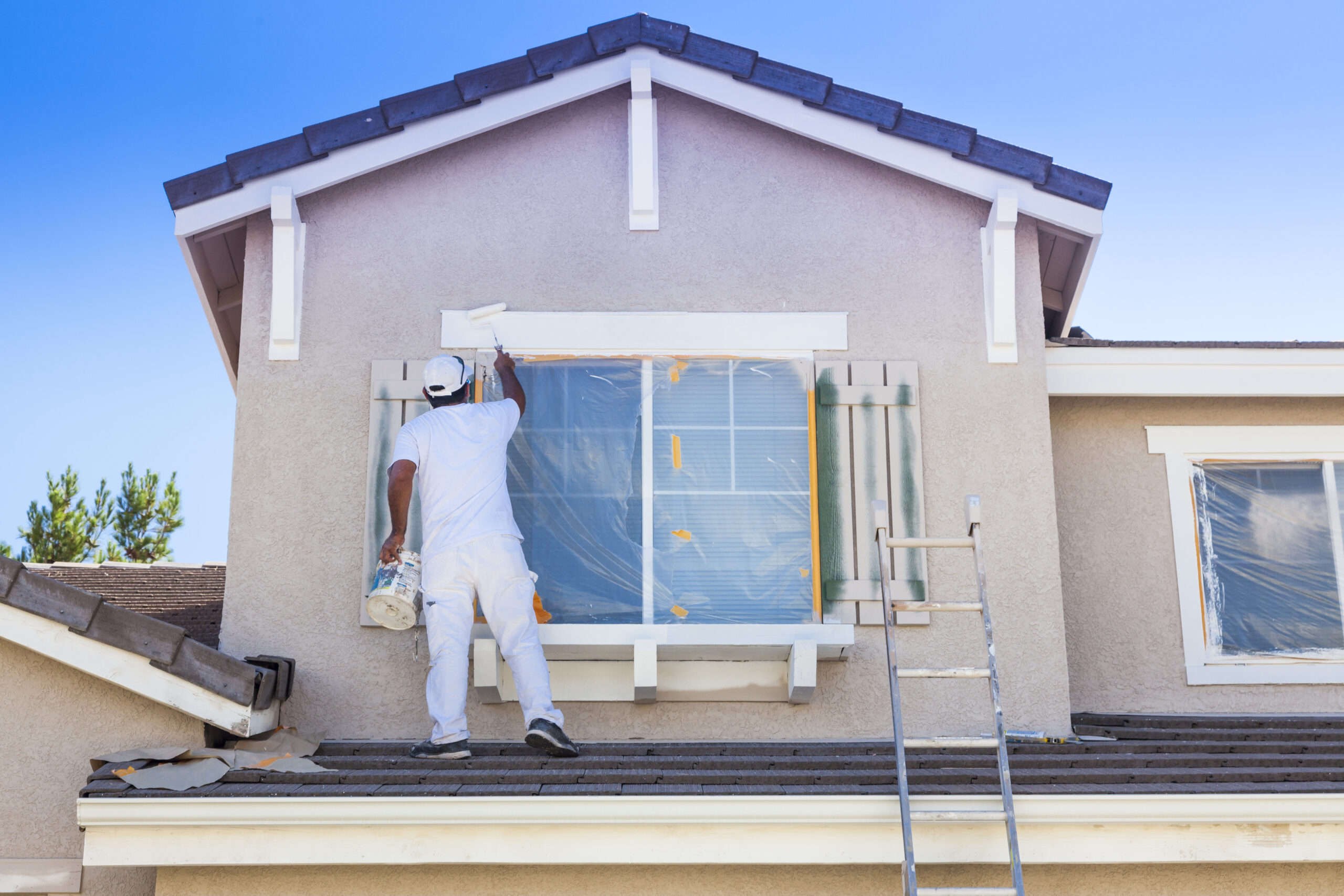 Expert Exterior Painting Services for Long-Lasting Curb Appeal